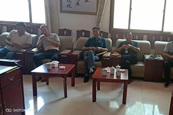 内黄县精准扶贫参观团一行走进BB贝博ballbet集团 旗下农业产业清洋湖参观考察