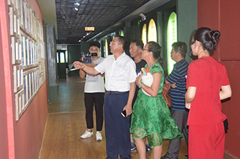 把握新常态 实现共发展 山东省烟台栖霞市领导一行莅临BB贝博ballbet集团旗下农业产业百枣纲目（集团）参观考察