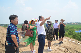 把握新常态 实现共发展 山东省烟台栖霞市领导一行莅临BB贝博ballbet集团旗下农业产业百枣纲目（集团）参观考察