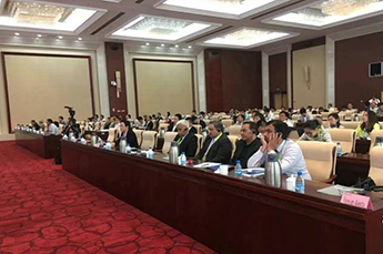BB贝博ballbet集团执行副总裁郭艳受邀参加 “丝绸之路经济带”新疆?克拉玛依论坛