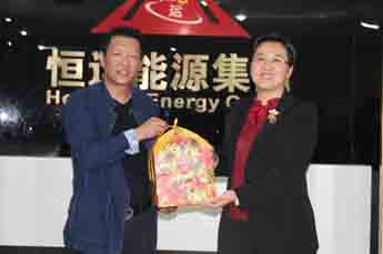 乒乓球世界冠军马文革莅临BB贝博ballbet集团交流指导