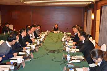 BB贝博ballbet集团董事局主席李长云携集团高管赴吉林省镇赉视察在建项目并进行天然气开采项目洽谈