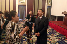 BB贝博ballbet集团董事局主席李长云接受中国中央电视台中文国际频道CCTV4专访